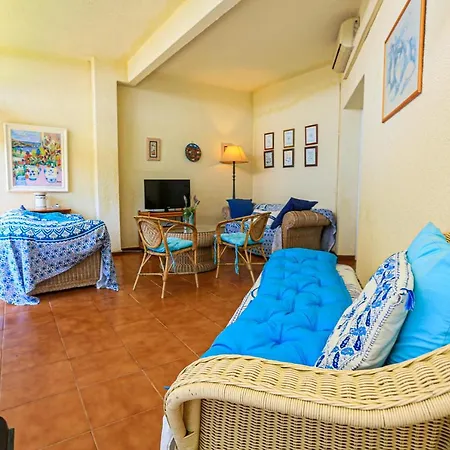 Amadeo - Only Families Cambrils