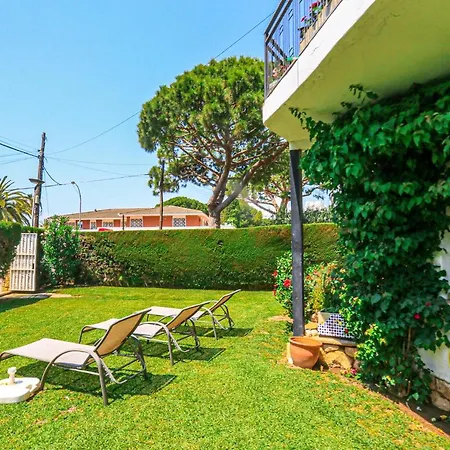 Amadeo - Only Families Apartament Cambrils